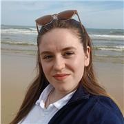 Je suis diplômée d'un Bac +3 en Anglais, et j'enseigne principalement aux élèves de primaire et de collège.